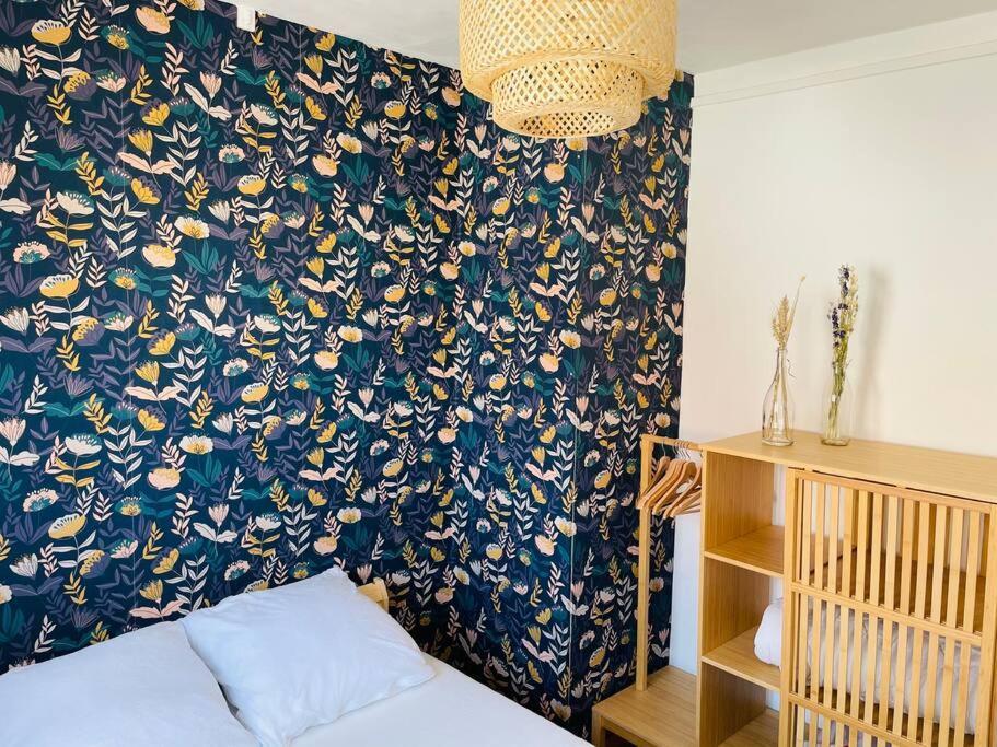 Appartement B De Charme Lumineux นูฟ์ชาเทล-อาร์เดอโลต์ ภายนอก รูปภาพ