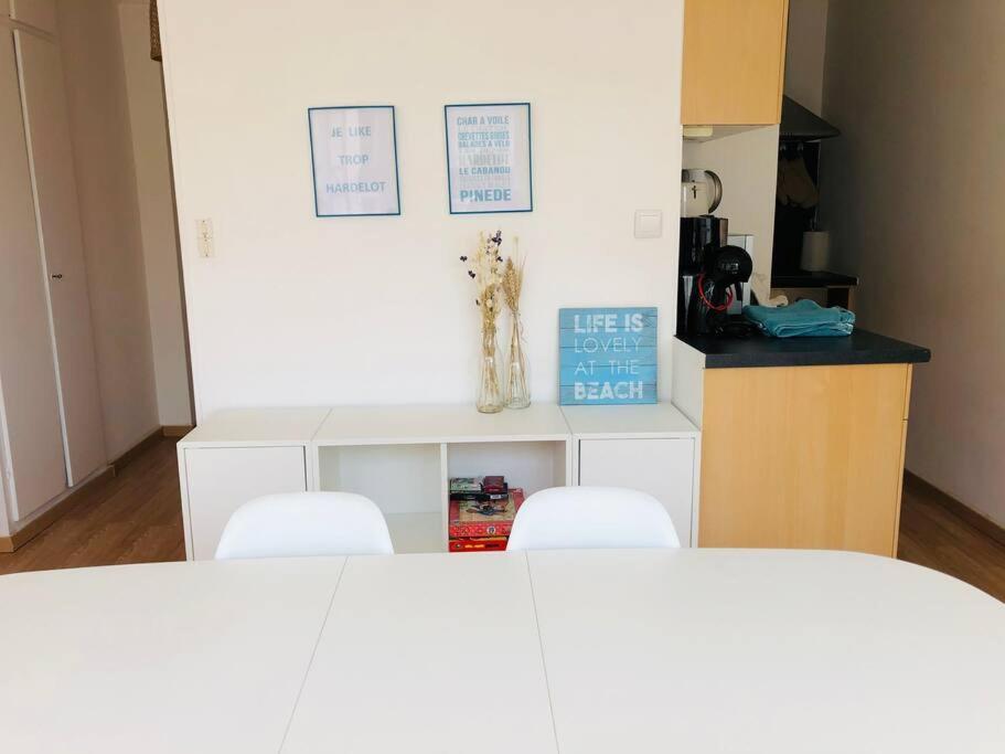 Appartement B De Charme Lumineux นูฟ์ชาเทล-อาร์เดอโลต์ ภายนอก รูปภาพ