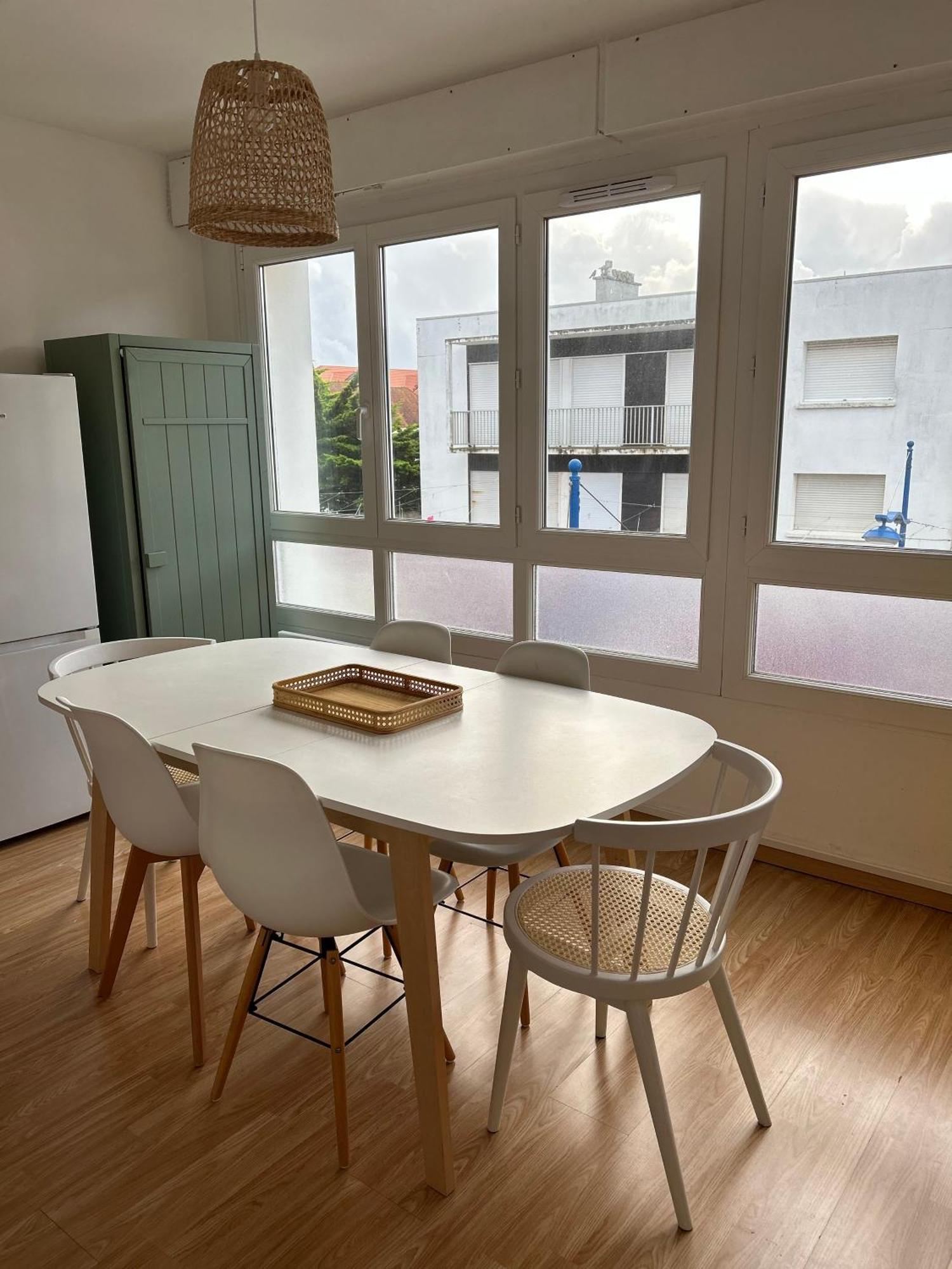 Appartement B De Charme Lumineux นูฟ์ชาเทล-อาร์เดอโลต์ ภายนอก รูปภาพ