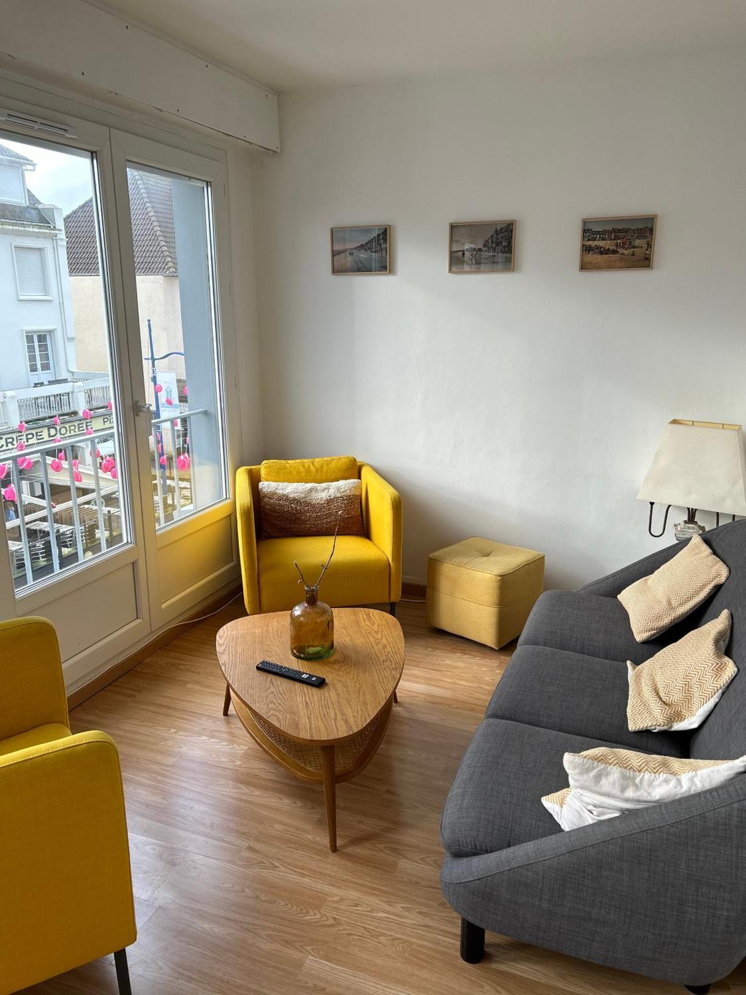 Appartement B De Charme Lumineux นูฟ์ชาเทล-อาร์เดอโลต์ ภายนอก รูปภาพ